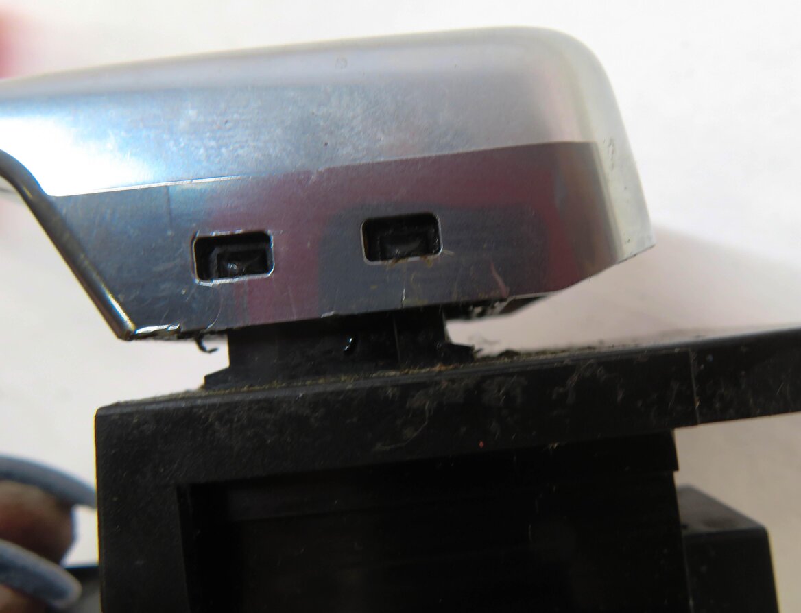 Thumbnail 5: 2010 LAND ROVER LR4 EMERGENCY PARKING BRAKE SWITCH BUTTON