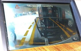 Thumbnail 2: 2010-2011 LAND ROVER LR4 - REAR BACKUP REVERSE CAMERA w/ LICENSE LIGHTS (WHITE)