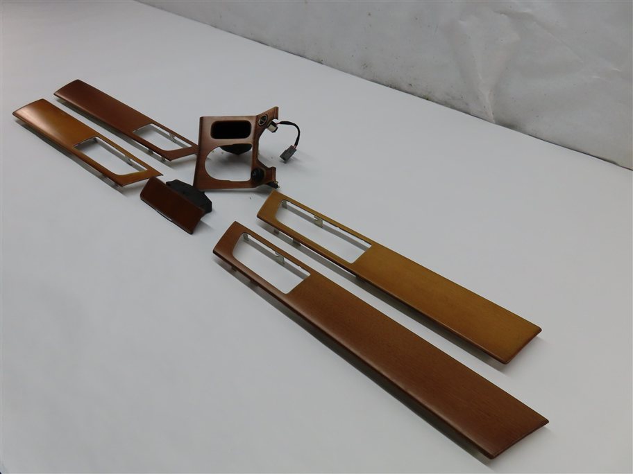 Thumbnail 2: 2010 LAND ROVER SUV LR4 FRONT/REAR DOOR CENTER CONSOLE WALNUT WOOD TRIM SET/7