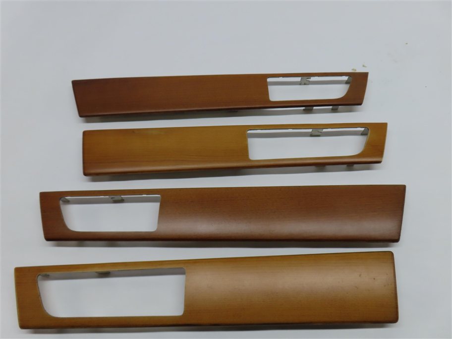 Thumbnail 5: 2010 LAND ROVER SUV LR4 FRONT/REAR DOOR CENTER CONSOLE WALNUT WOOD TRIM SET/7