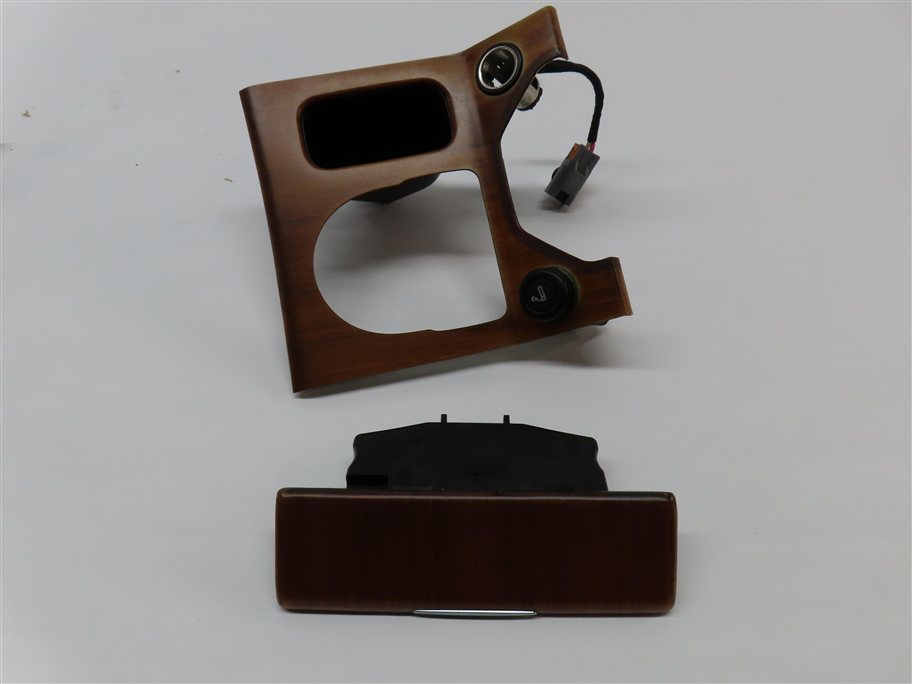 Thumbnail 7: 2010 LAND ROVER SUV LR4 FRONT/REAR DOOR CENTER CONSOLE WALNUT WOOD TRIM SET/7