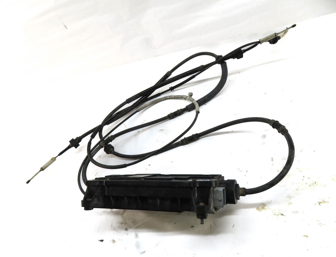 Thumbnail 2: 2010 LAND ROVER LR4 EMERGENCY ELECTRONIC PARKING BRAKE ACTUATOR MOTOR w/ CABLES