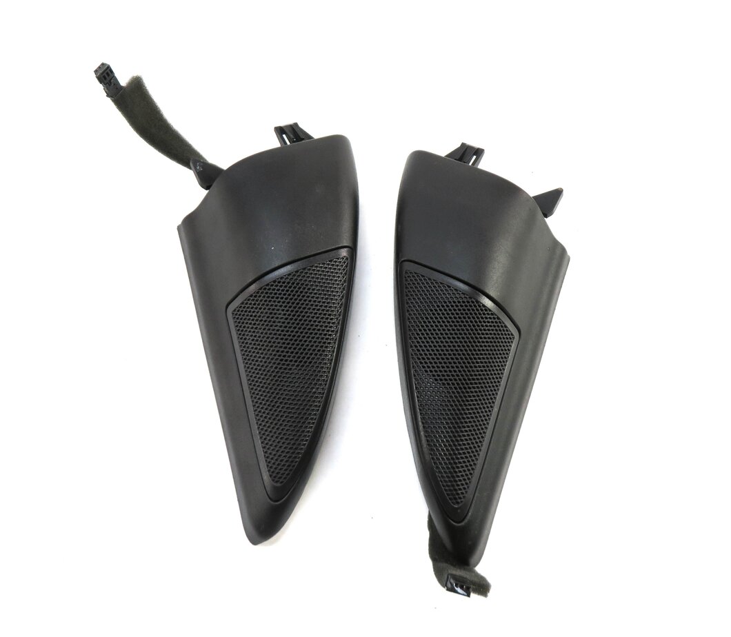 Thumbnail 5: 2010 LAND ROVER LR4 RADIO STEREO HARMAN KARDON AUDIO SUBWOOFER SPEAKER SET