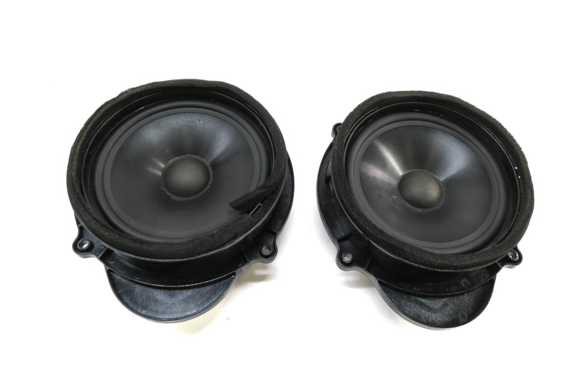 Thumbnail 6: 2010 LAND ROVER LR4 RADIO STEREO HARMAN KARDON AUDIO SUBWOOFER SPEAKER SET