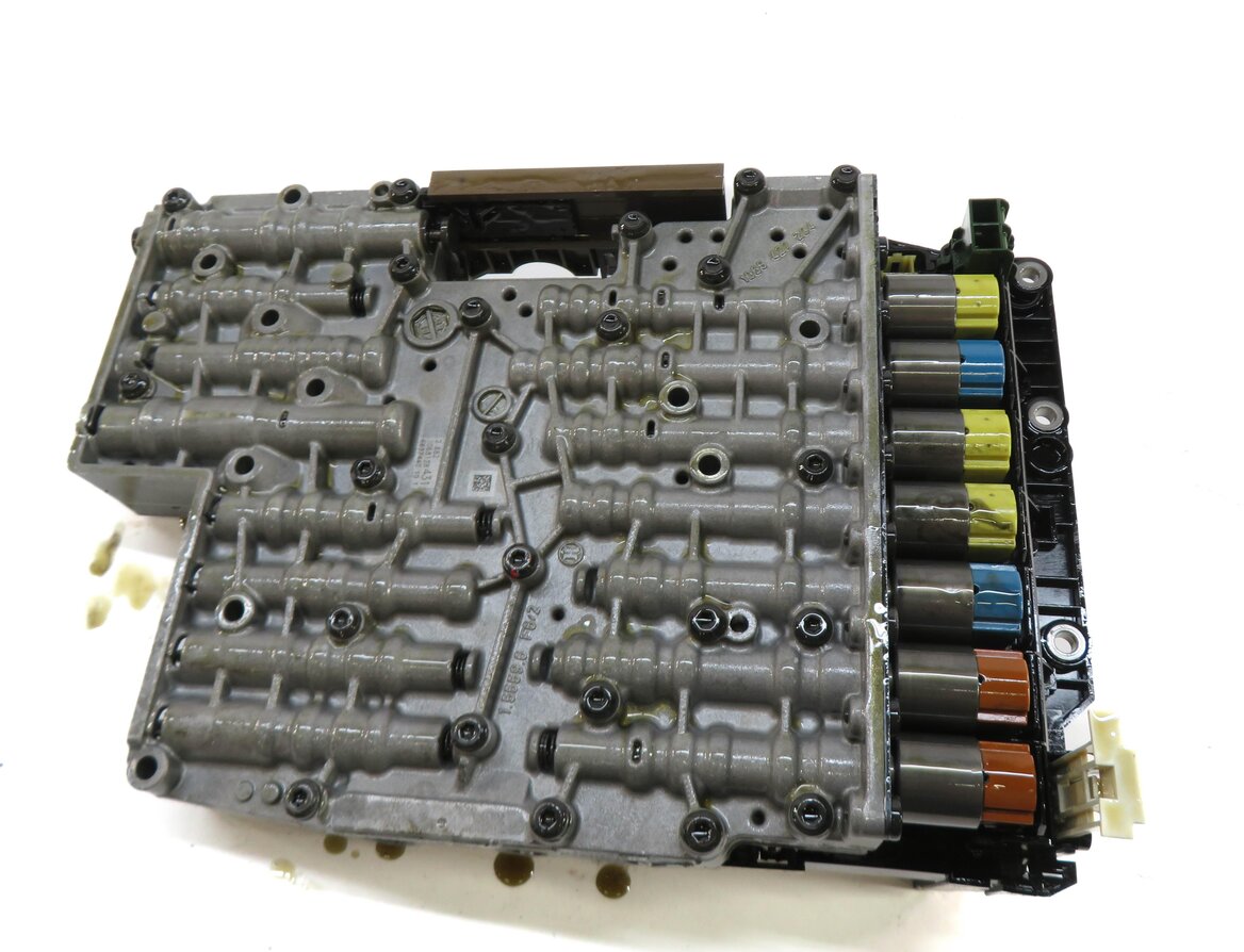 Thumbnail 5: 10-12 LR4 RANGE ROVER SPORT (L320 L322) 5.0L 6HP-28 A/T TRANSMISSION VALVE BODY