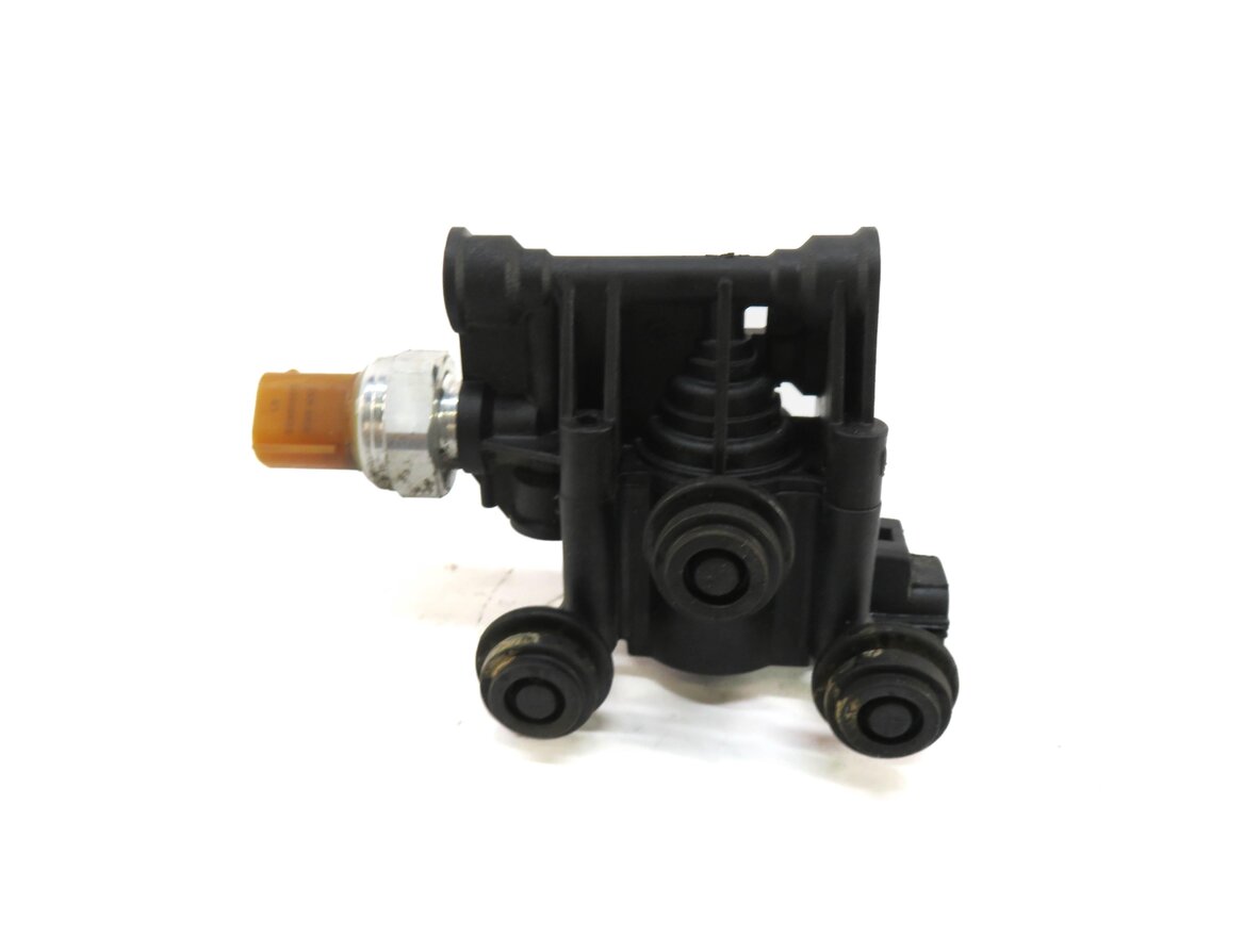 Thumbnail 7: 2010 LAND ROVER LR4 FRONT & REAR AIR SUSPENSION VALVE BLOCK SET-3
