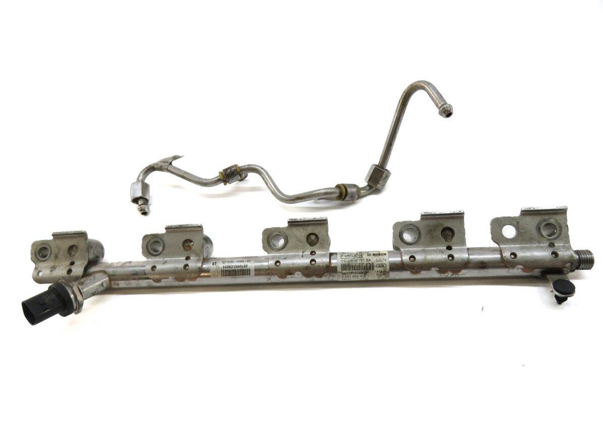 Thumbnail 2: 2015 RANGE ROVER EVOQUE (L538) 2.0L TURBO ENGINE FUEL INJECTION FUEL RAIL