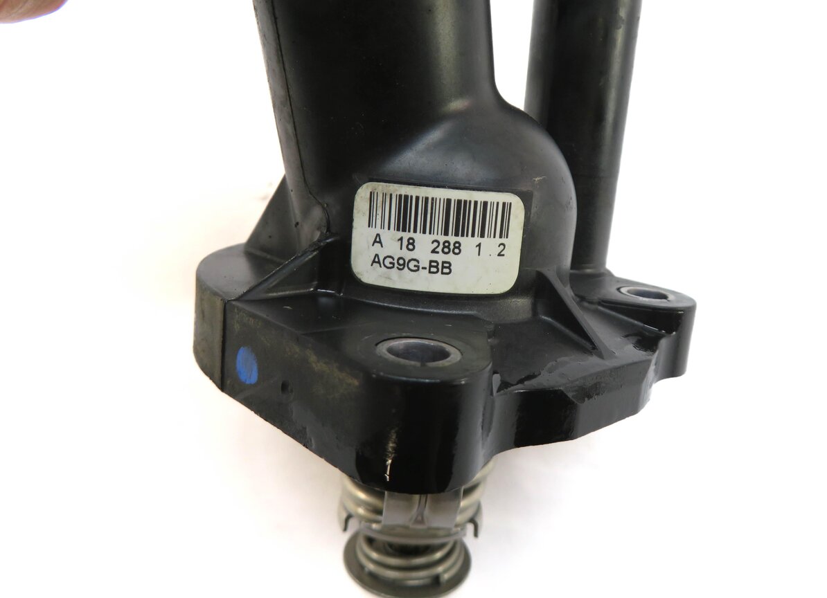Thumbnail 5: 2015 RANGE ROVER EVOQUE (L538) 2.0L TURBO ENGINE THERMOSTAT HOUSING