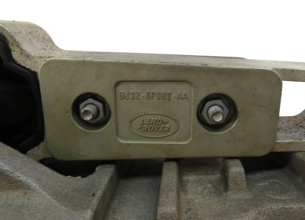 Thumbnail 6: 2015 RANGE ROVER EVOQUE (L538) 2.0L TURBO ENGINE UPPER MOTOR MOUNT BRACKET