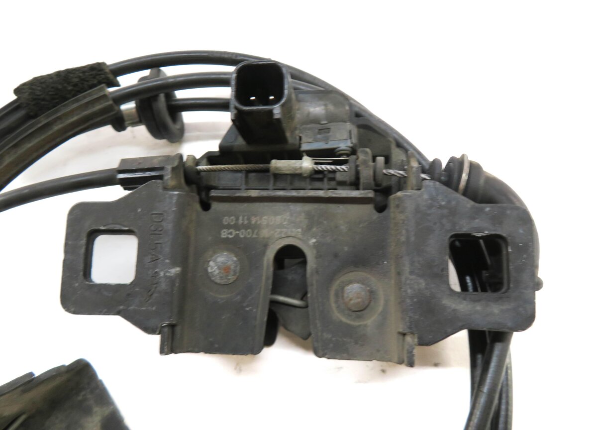 Thumbnail 5: 2015 RANGE ROVER EVOQUE (L538) FRONT LEFT & RIGHT LOWER HOOD LOCK LATCH SET-2