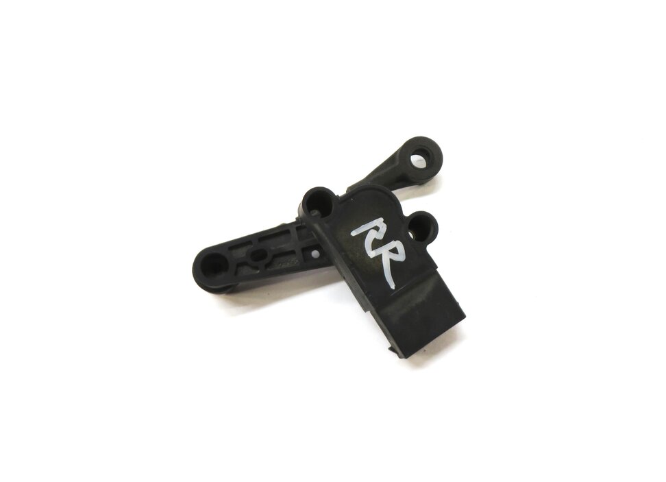 Thumbnail 1: 2015 RANGE ROVER EVOQUE (L538) RIGHT REAR SUSPENSION HEIGHT LEVEL SENSOR