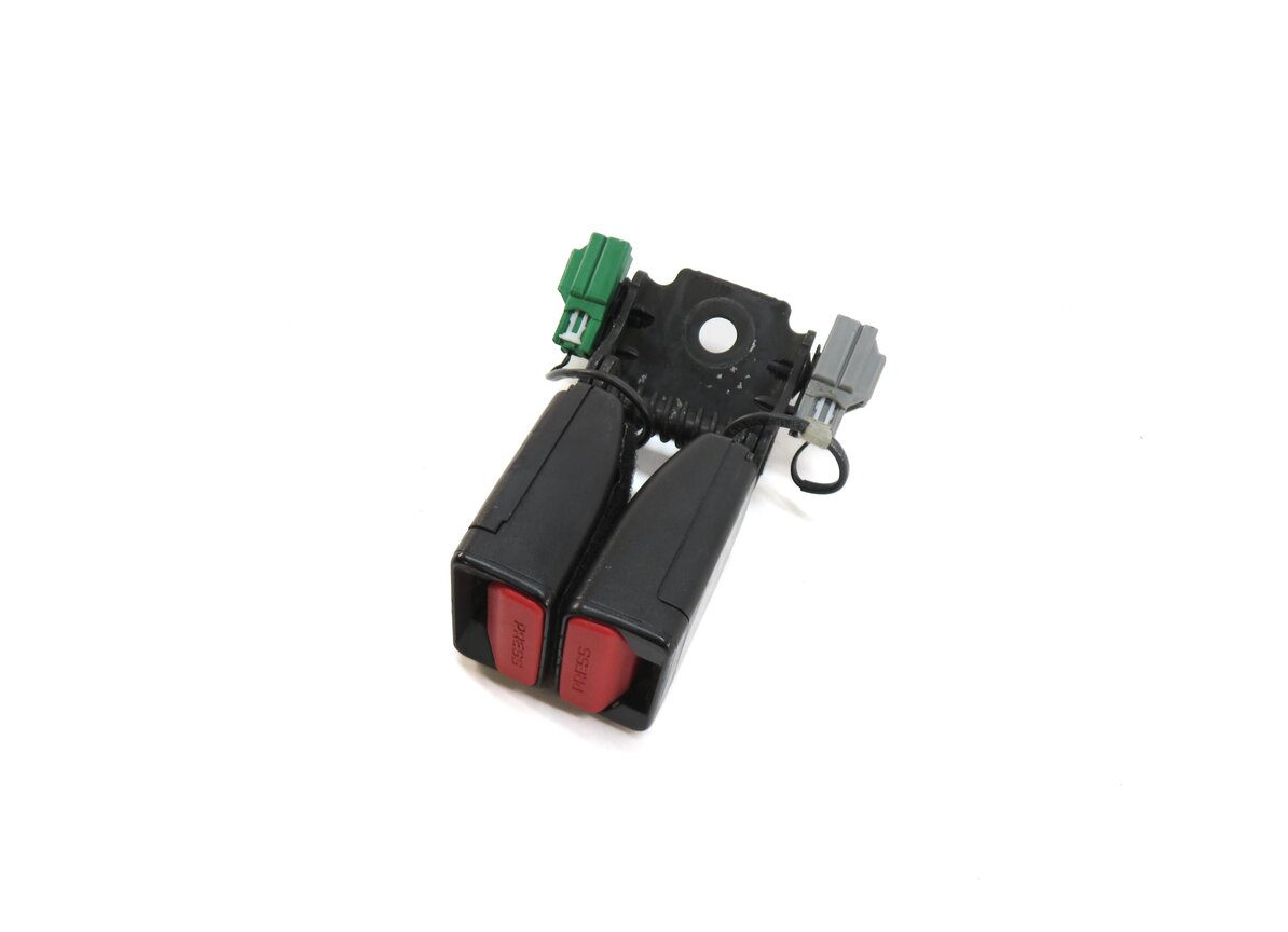 Thumbnail 1: 2015 RANGE ROVER EVOQUE (L538) REAR RIGHT & CENTER SEATBELT BUCKLE RECEIVER