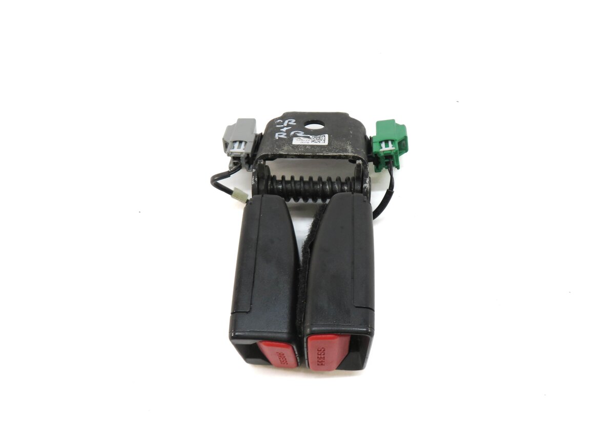 Thumbnail 4: 2015 RANGE ROVER EVOQUE (L538) REAR RIGHT & CENTER SEATBELT BUCKLE RECEIVER