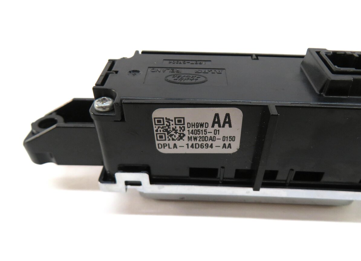 Thumbnail 5: 2015 RANGE ROVER EVOQUE (L538) REAR HEATED SEAT HEATER SWITCH BUTTON PANEL