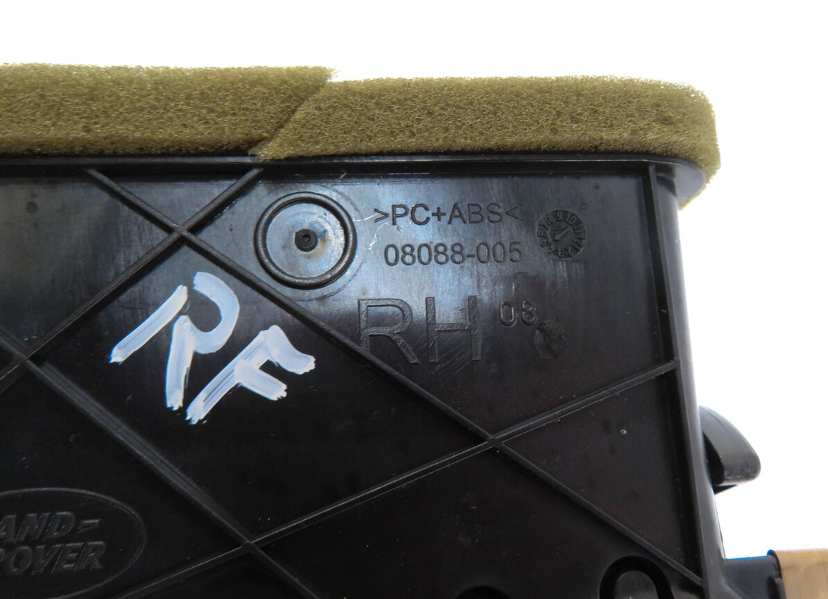 Thumbnail 5: 2015 RANGE ROVER EVOQUE (L538) RIGHT PASSENGER OUTER DASH HEATER A/C AIR VENT