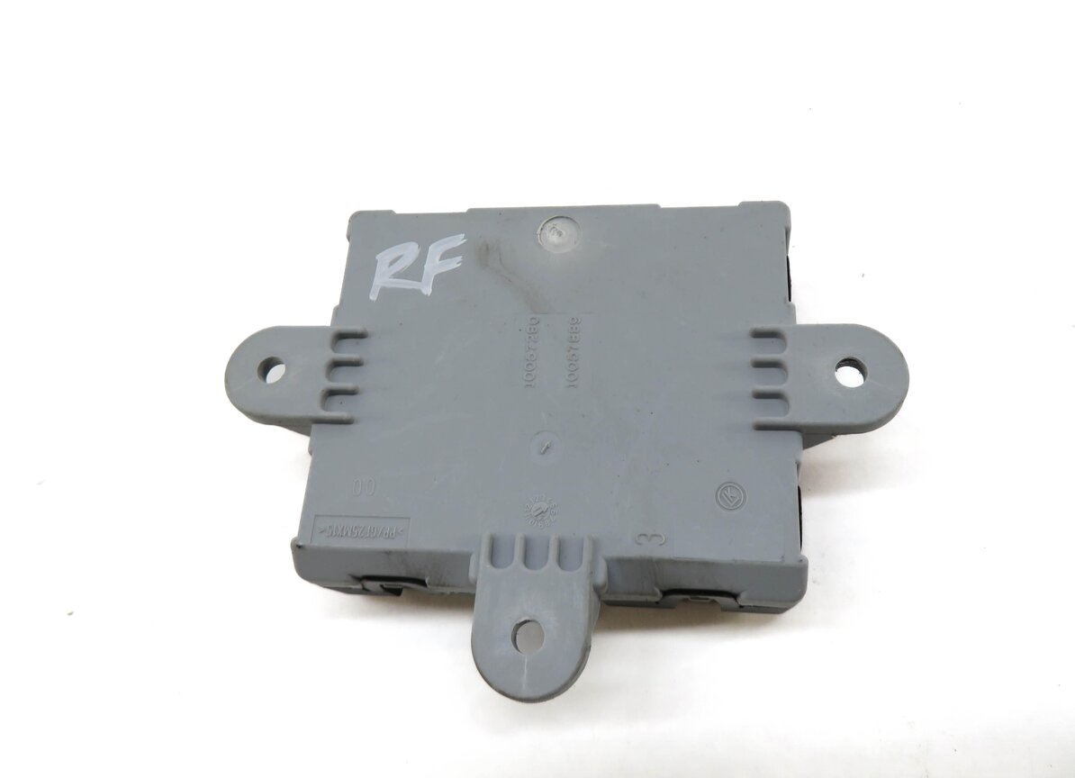 Thumbnail 3: 2015 RANGE ROVER EVOQUE (L538) RIGHT FRONT PASSENGER DOOR CONTROL MODULE