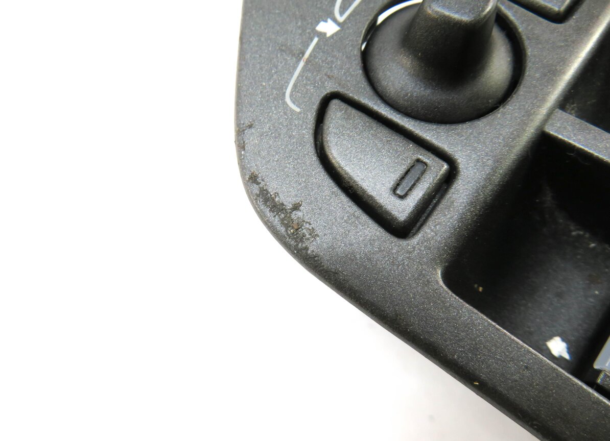 Thumbnail 8: 2012-2019 RANGE ROVER EVOQUE (L538) 4 DOOR - LEFT DRIVER P-FOLD WINDOW SWITCH