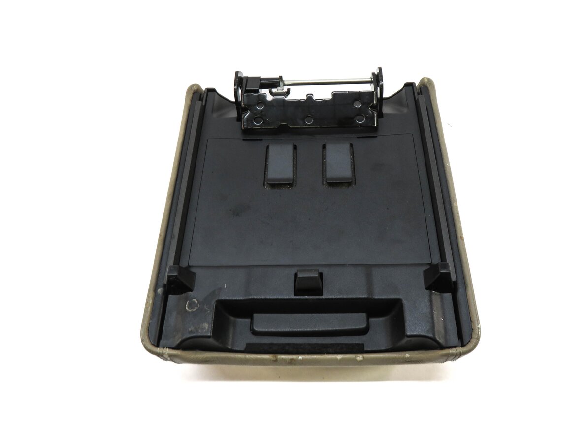 Thumbnail 4: 2012-2015 RANGE ROVER EVOQUE (L538) FRONT CENTER CONSOLE ARMREST LID (ALMOND)