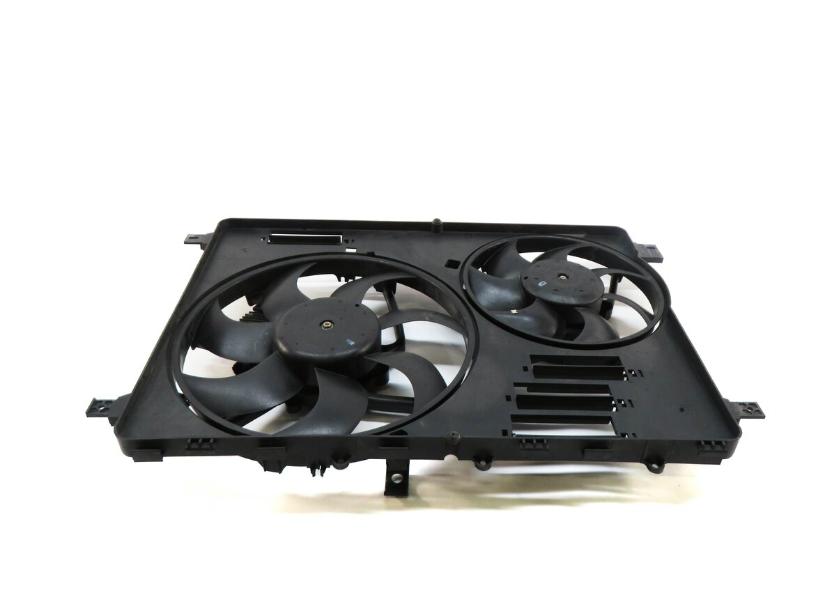 Thumbnail 3: 12-17 LR2 DISCOVERY SPORT RANGE ROVER EVOQUE (L538 L550) RADIATOR COOLING FAN