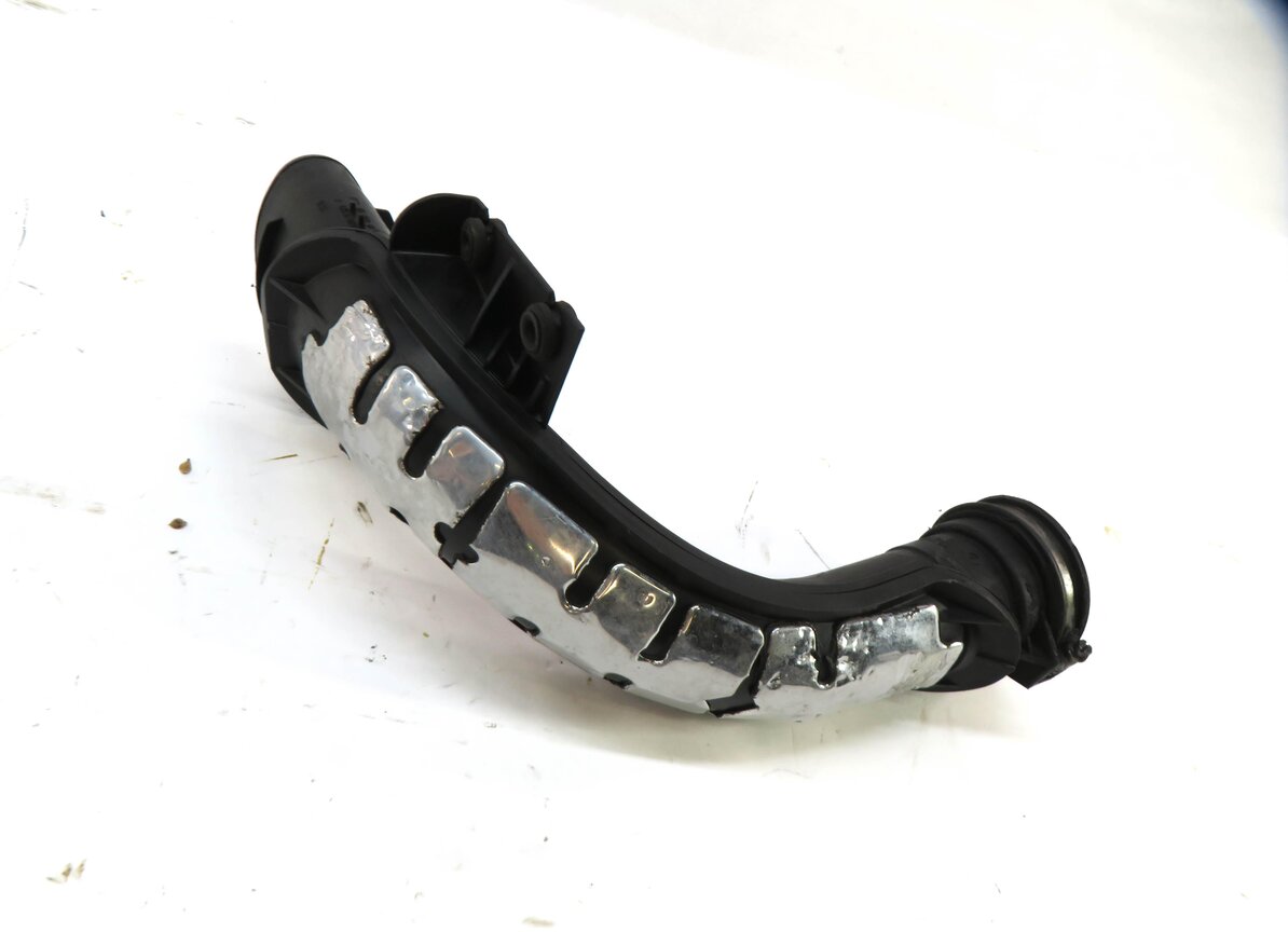 Thumbnail 2: 2015 RANGE ROVER EVOQUE (L538) 2.0L TURBO ENGINE AIR INTAKE OUTLET DUCT PIPE