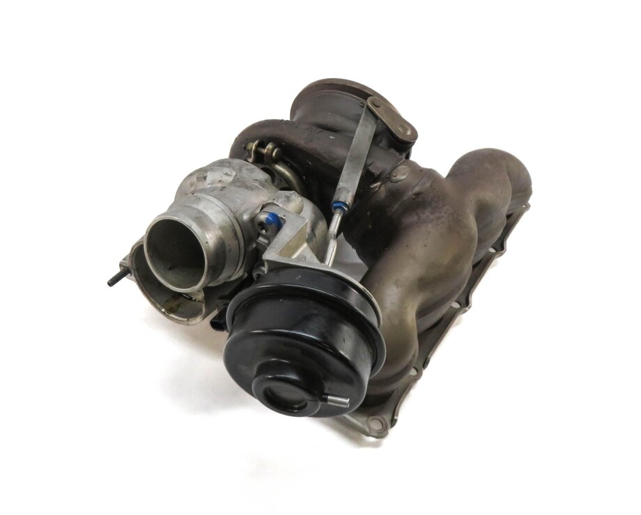 Thumbnail 2: 12-14 BMW 328i 528i X1 X3 Z4 - 2.0L N20 TURBO ENGINE TURBOCHARGER w/ MANIFOLD