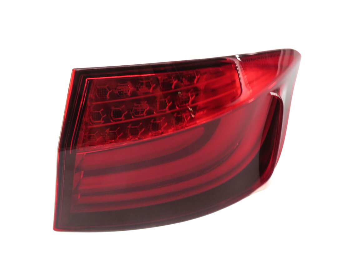 Thumbnail 1: 2011-2013 BMW 528i 535i 550i M5 (F10) RIGHT PASSENGER TAILLIGHT BRAKE LIGHT LAMP