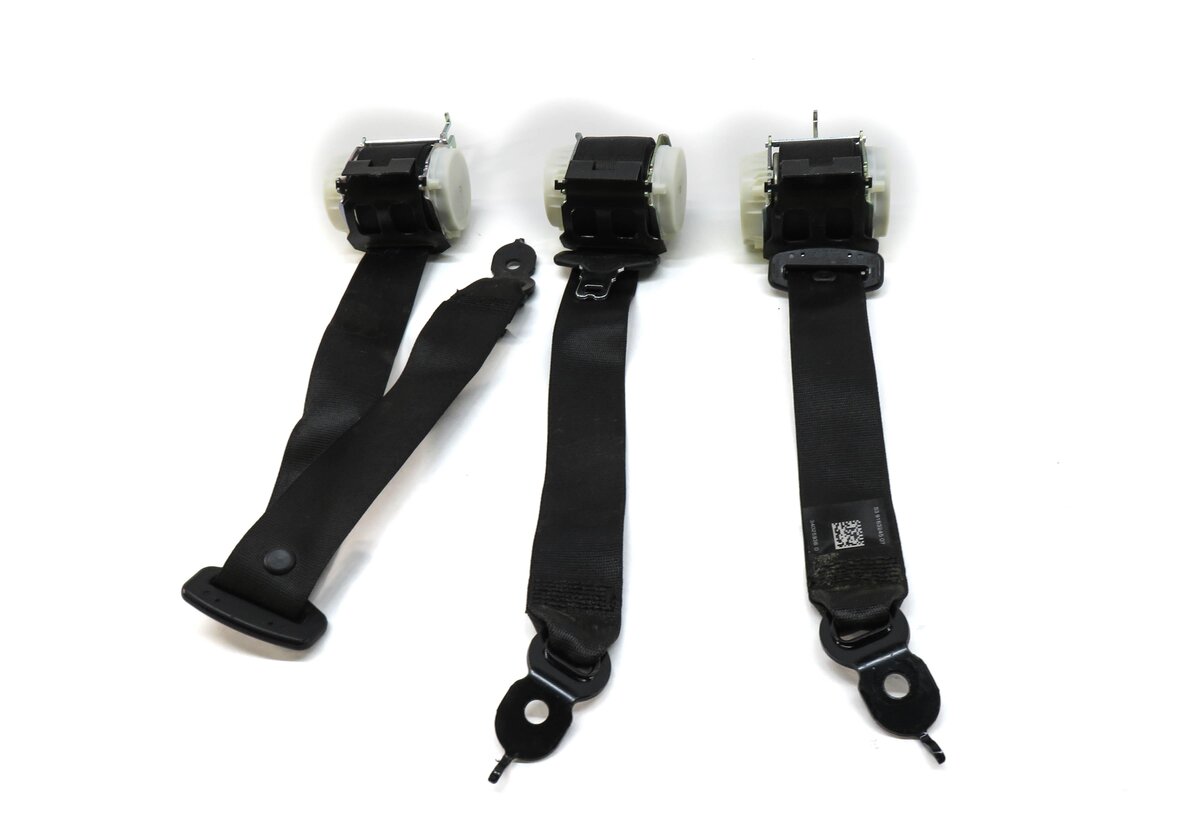 Thumbnail 2: 2012 BMW 528i (F10) REAR SEAT LEFT CENTER RIGHT SEATBELT RETRACTOR SET-3 (BLACK)