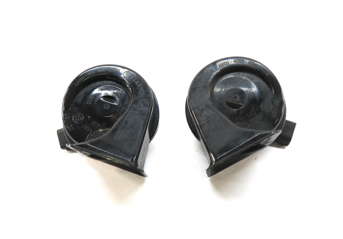 Thumbnail 2: 2011-2016 BMW 528i 535i 535iGT 550i 550iGT M5 (F10 F07) HIGH & LOW TONE HORN SET