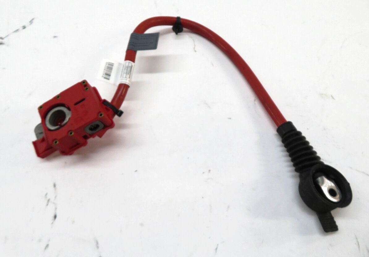 Thumbnail 3: 2012 BMW 528i (F10) POSITIVE BATTERY CABLE SRS