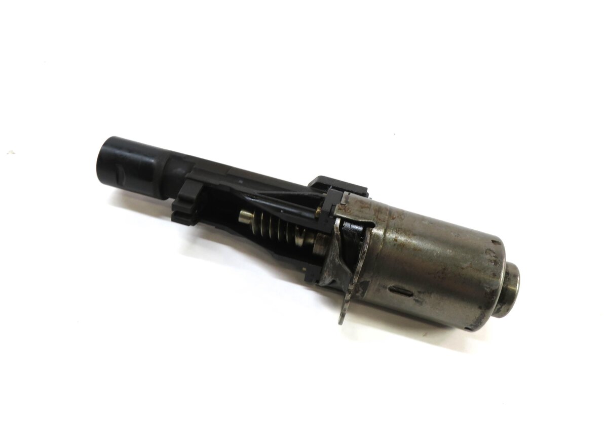 Thumbnail 1: 2012 BMW 528i (F10) 2.0L N20 TURBO ENGINE VVT ECCENTRIC CAMSHAFT ACTUATOR MOTOR