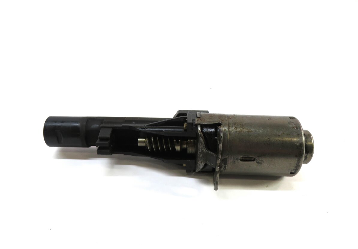 Thumbnail 2: 2012 BMW 528i (F10) 2.0L N20 TURBO ENGINE VVT ECCENTRIC CAMSHAFT ACTUATOR MOTOR