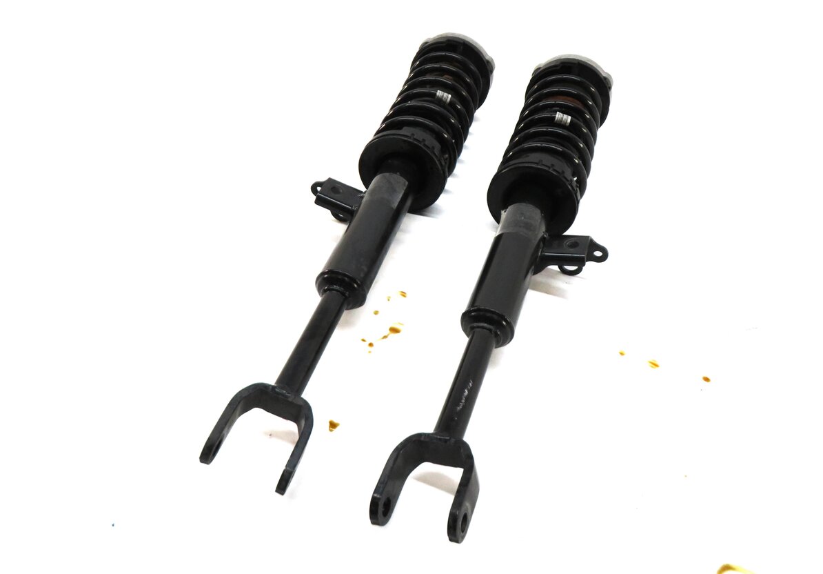 2011-2013 BMW 528i (F10) RWD - FRONT STANDARD SUSPENSION SHOCK STRUT SET