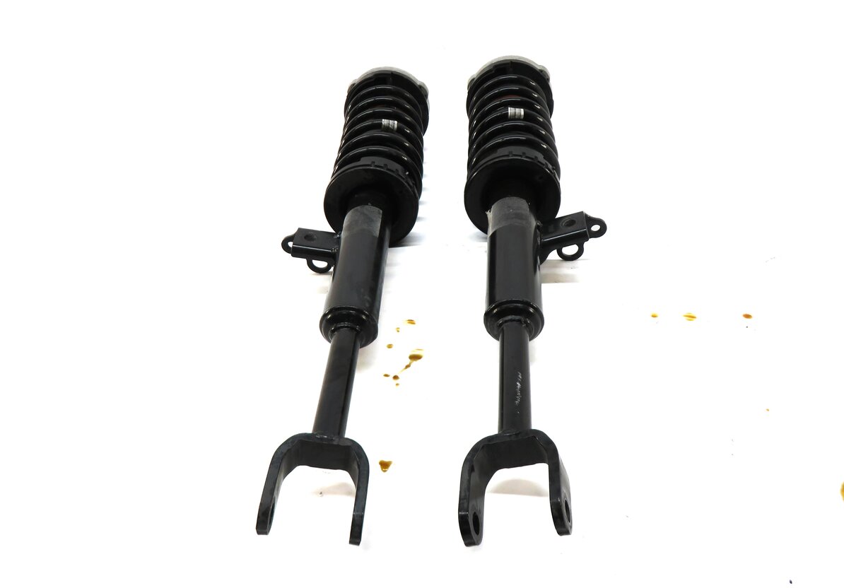 Thumbnail 2: 2011-2013 BMW 528i (F10) RWD - FRONT STANDARD SUSPENSION SHOCK STRUT SET