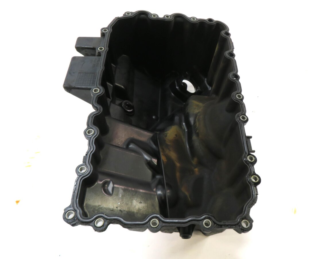 Thumbnail 5: 12-18 BMW 228i 328i 428i 528i X1 Z4 (E89 F10 F22 F30) RWD 2.0L ENGINE OIL PAN