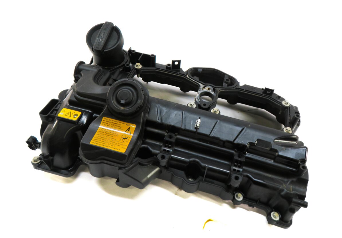 13-18 BMW 228i 320i 328i 428i 528i X1 X3 X5 Z4 - 2.0L TURBO ENGINE VALVE COVER