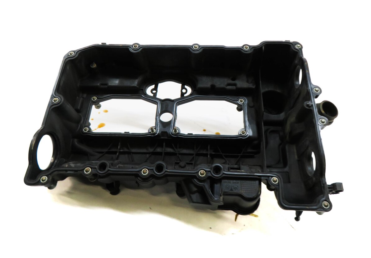 Thumbnail 5: 13-18 BMW 228i 320i 328i 428i 528i X1 X3 X5 Z4 - 2.0L TURBO ENGINE VALVE COVER