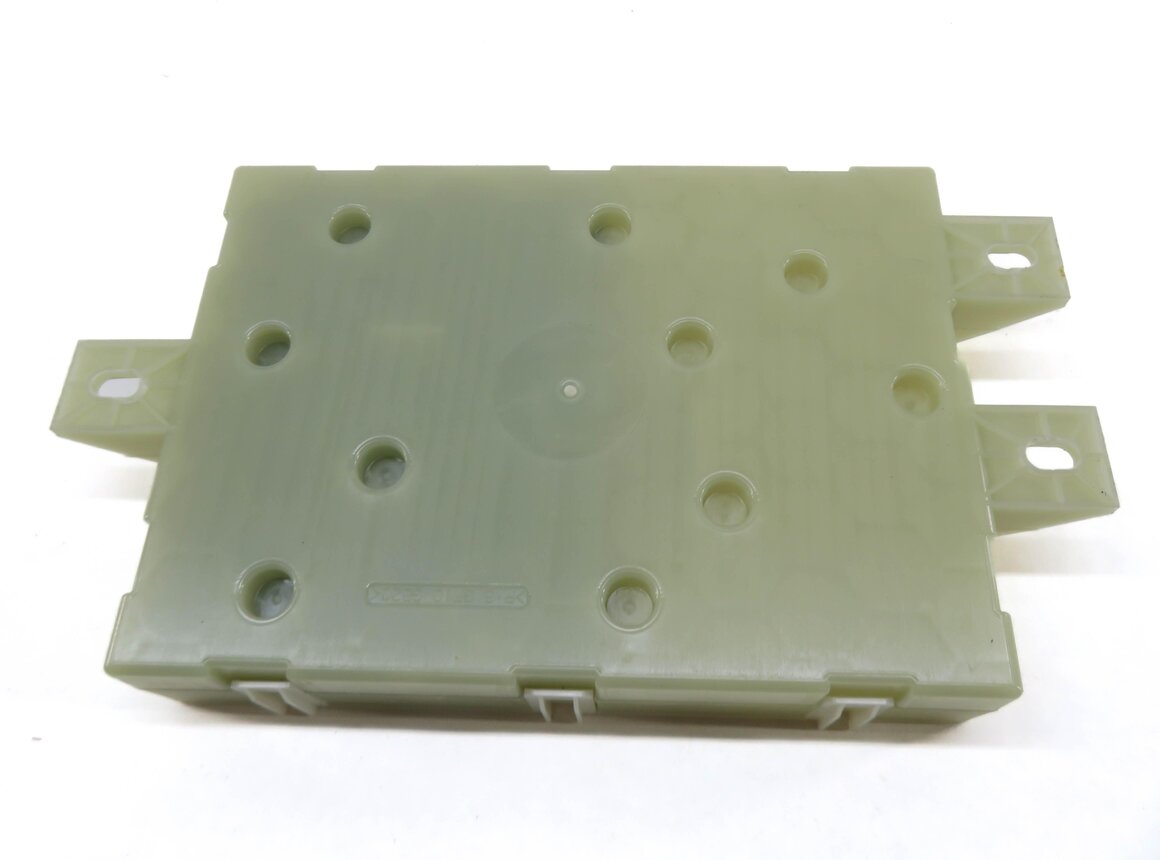 Thumbnail 3: 2015 MERCEDES ML350 (W166) REAR SIGNAL ACQUISITION CONTROL MODULE SAM