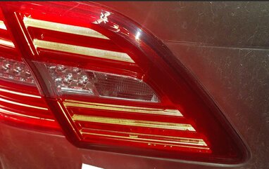 Thumbnail 2: 2012-2015 MERCEDES ML CLASS (W166) LEFT DRIVER REAR INNER TAILLIGHT LIGHT LAMP