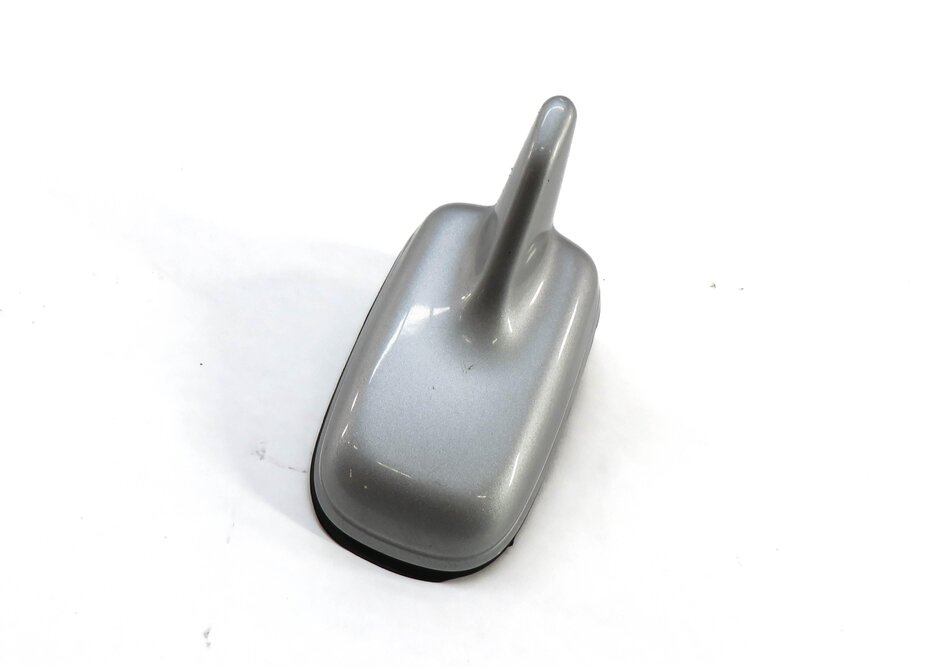 Thumbnail 1: 12-17 AUDI A6 A7 Q3 RS5 TT (C7 4G8 8U B8 8T MK2) RADIO STEREO ANTENNA (SILVER)