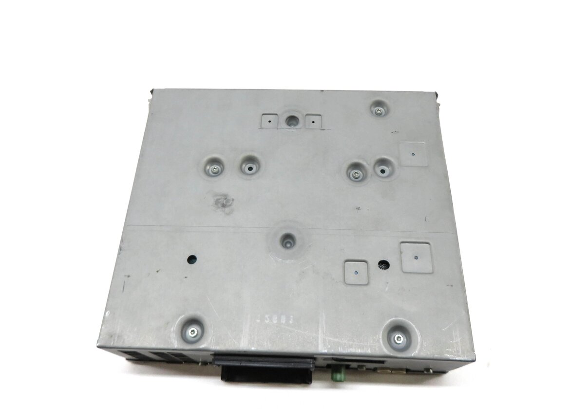 Thumbnail 4: 2012 AUDI A6 (C7) AM/FM RADIO STEREO RECEIVER CONTROL MODULE