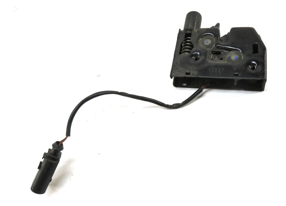 Thumbnail 1: 2012 AUDI A6 (C7) RIGHT FRONT PASSENGER LOWER HOOD LOCK LATCH STRIKER SPRING