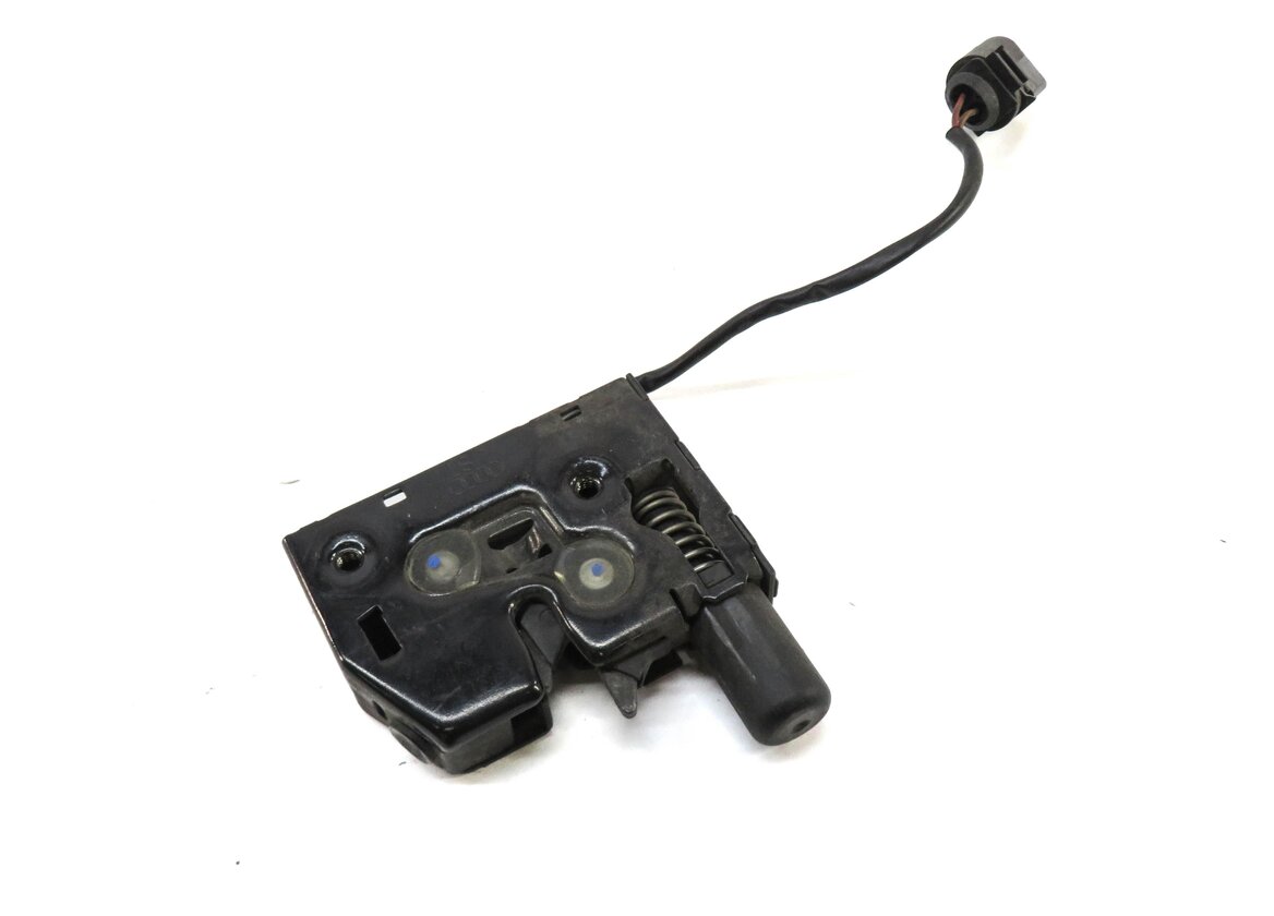 Thumbnail 2: 2012 AUDI A6 (C7) RIGHT FRONT PASSENGER LOWER HOOD LOCK LATCH STRIKER SPRING