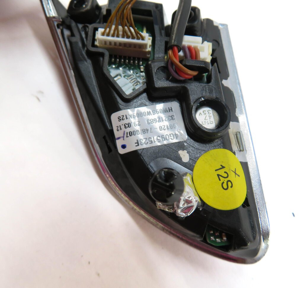 Thumbnail 7: 2013 AUDI A6 (C7) LEFT & RIGHT STEERING WHEEL SWITCH BUTTON SET-2