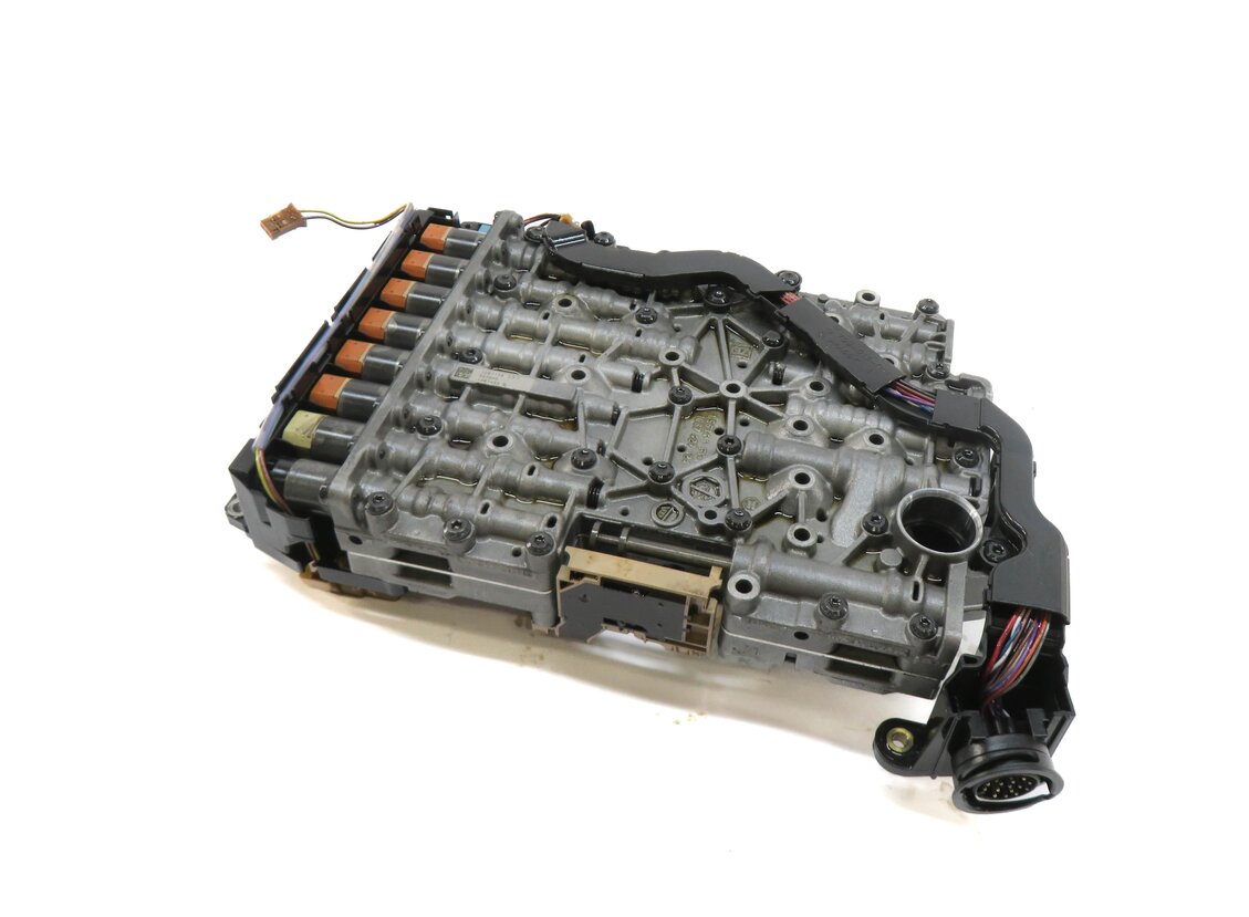 2013-2015 AUDI A6 A7 (C7 4G8) 3.0L AWD QUATTRO - TRANSMISSION VALVE BODY