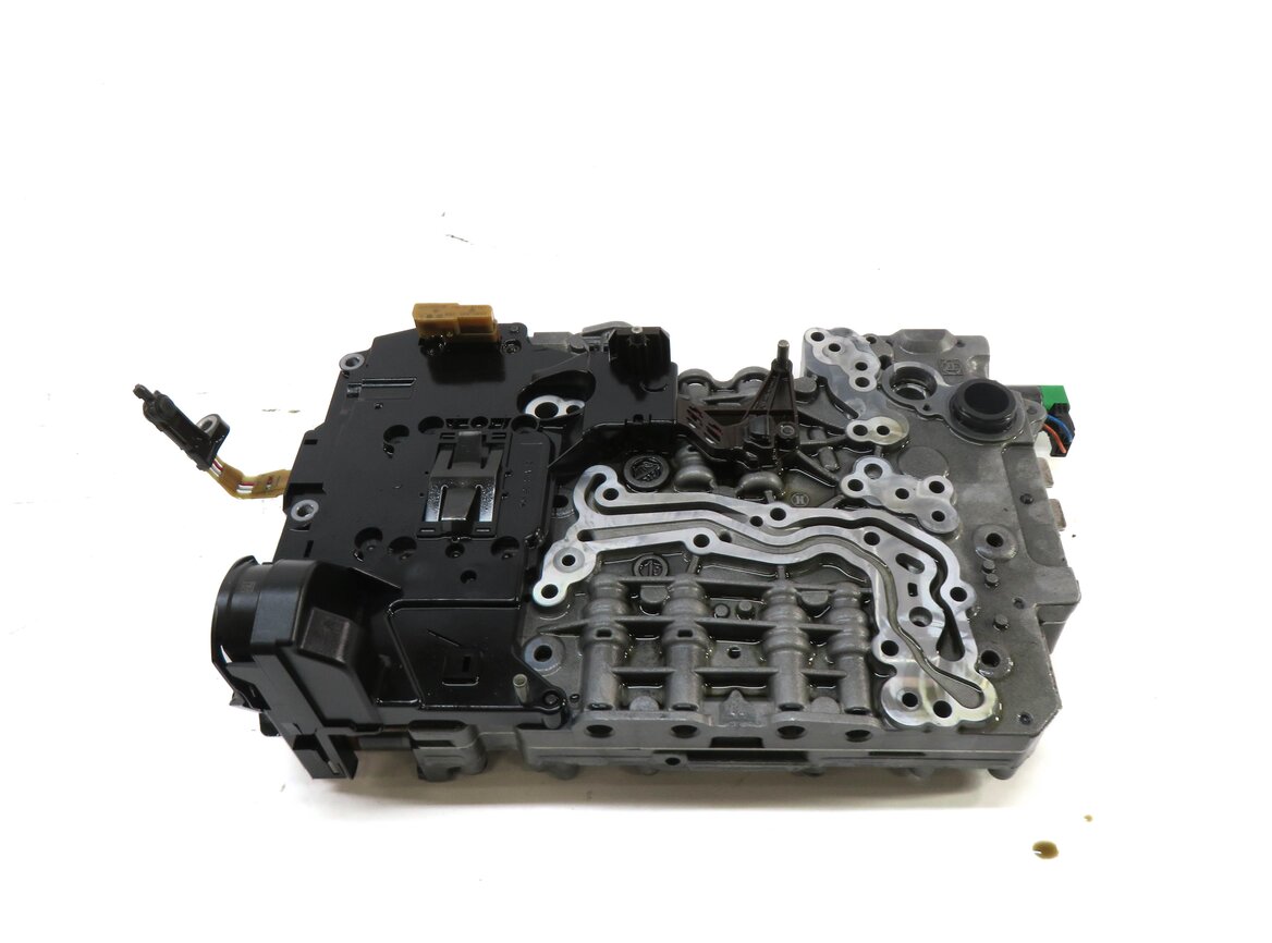 Thumbnail 3: 2011-2014 BMW X3 (F25) A/T 35iX 8HP-45 8 SPEED AUTOMATIC TRANSMISSION VALVE BODY