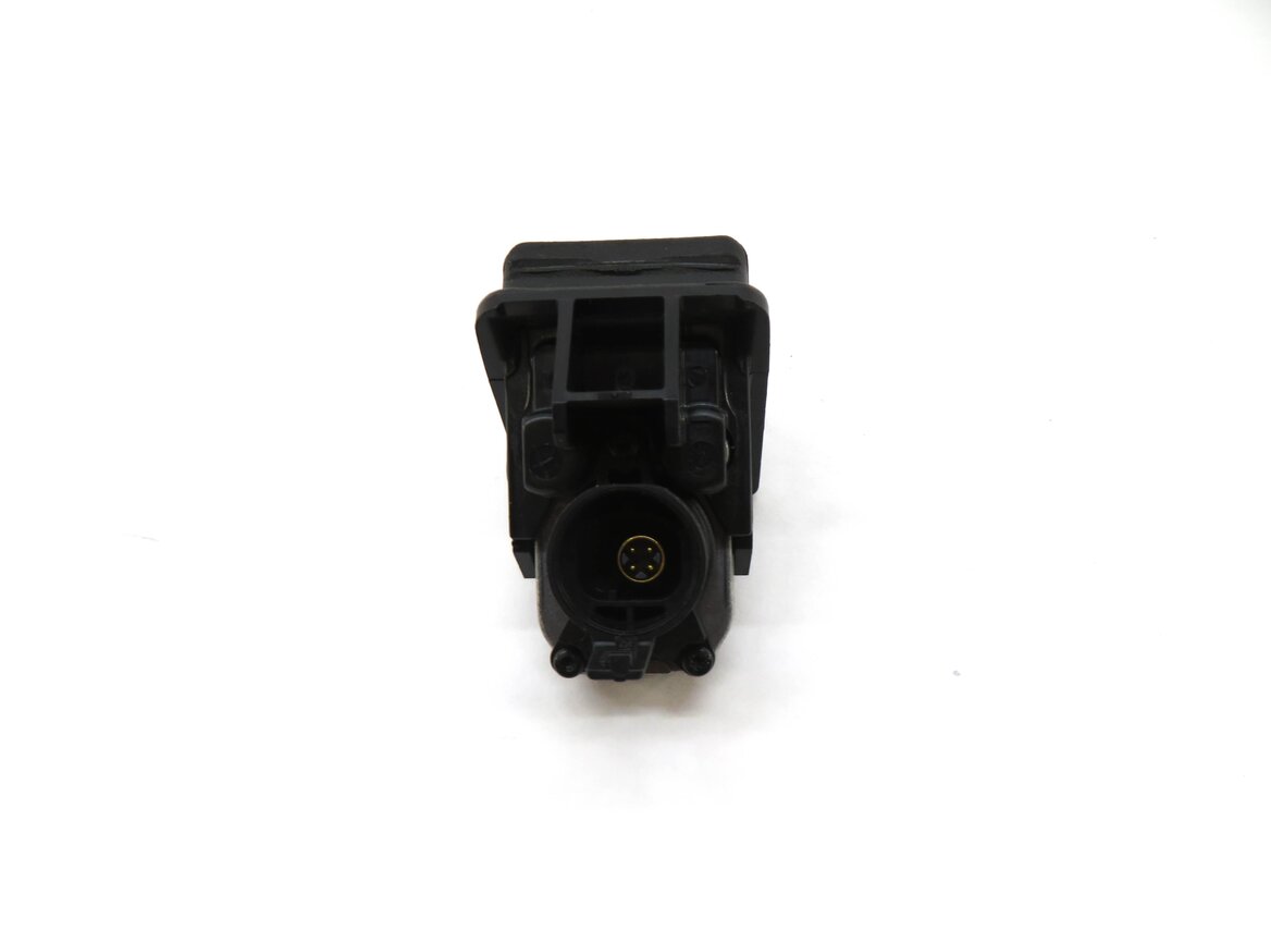 Thumbnail 3: 09-18 BMW 2 3 4 5 7 M5 X3 X5 X6 (F01 F07 F10 F15 F16 F30 F32) REARVIEW CAMERA