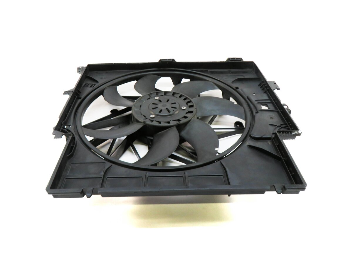 Thumbnail 2: 11-18 BMW X3 X4 (F25 F26) 3.0L N55 TURBO ENGINE 600 WATT RADIATOR COOLING FAN