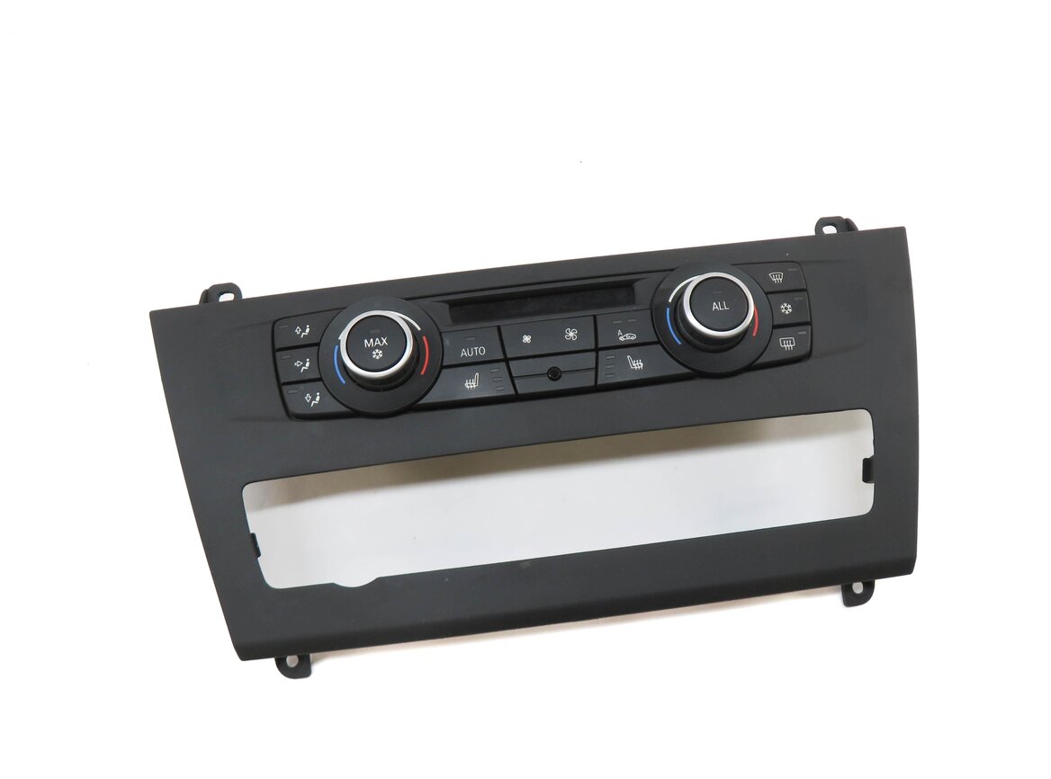 Thumbnail 1: 2011-2014 BMW X3 (F25) FRONT HEATER A/C TEMPERATURE CLIMATE CONTROL PANEL
