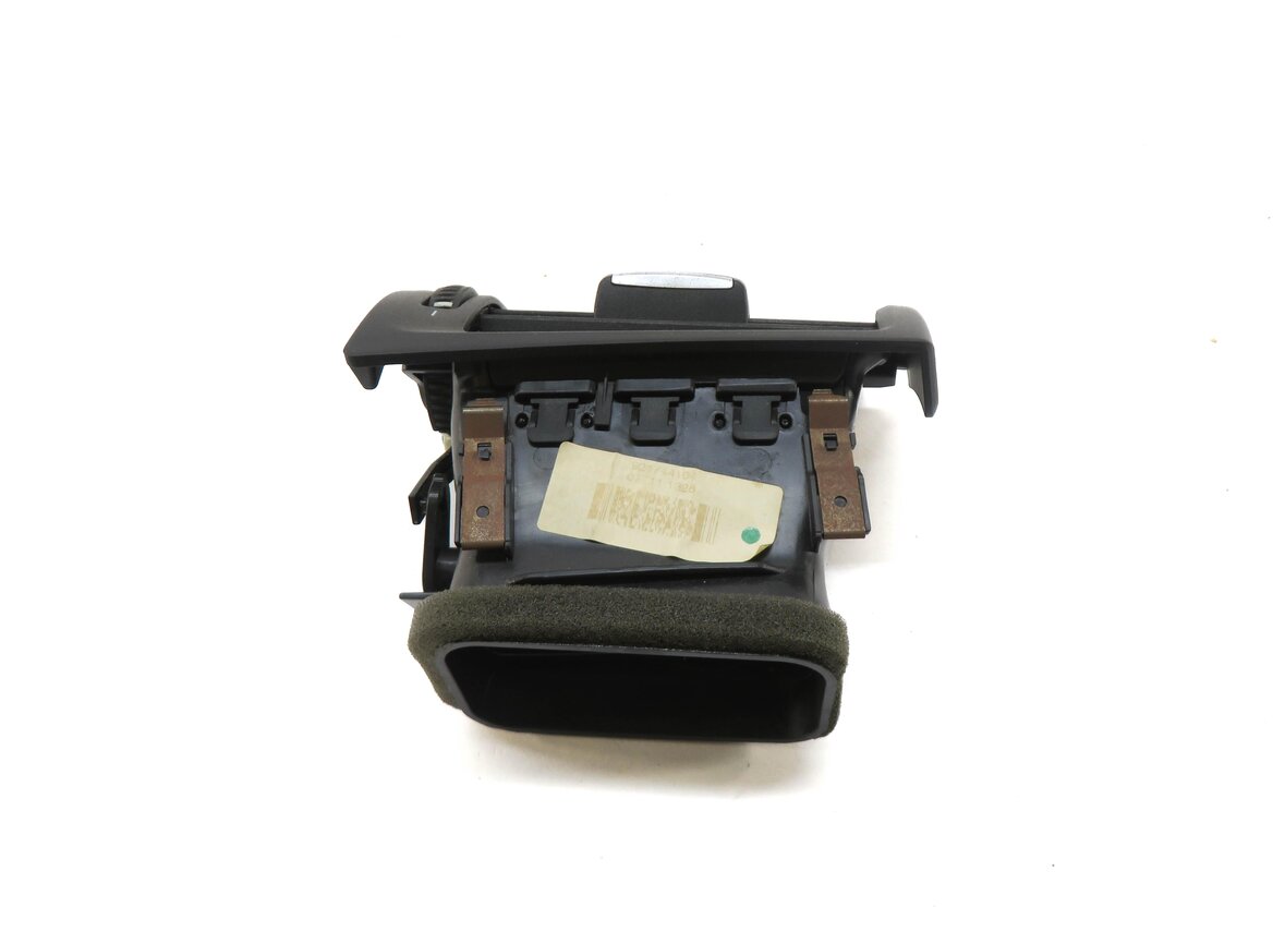 Thumbnail 3: 2011 BMW X3 (F25) LEFT FRONT DRIVER DASH HEATER A/C AIR VENT