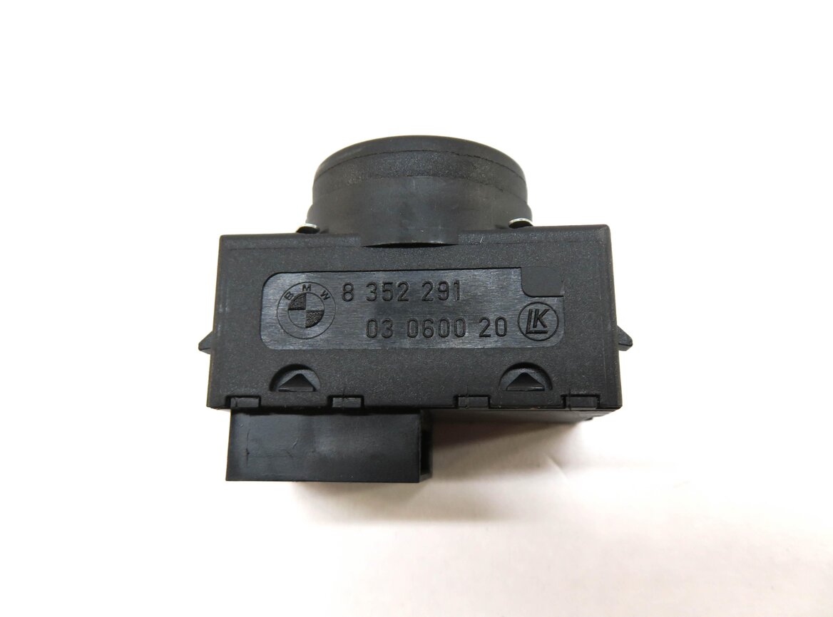 Thumbnail 5: 2011 BMW X3 (F25) LEFT FRONT DRIVER MEMORY SEAT ADJUSTMENT ADJUST SWITCH BUTTON